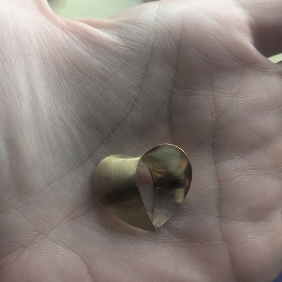 14 k yellow gold heart pendant - Picture 4 of 4